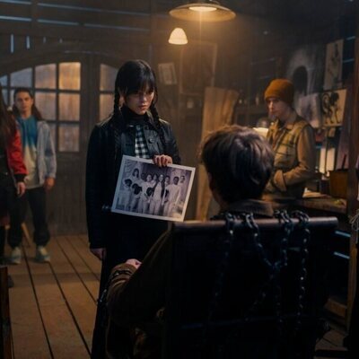 1x08 'Una bandada de tristeza' de 'Miércoles'