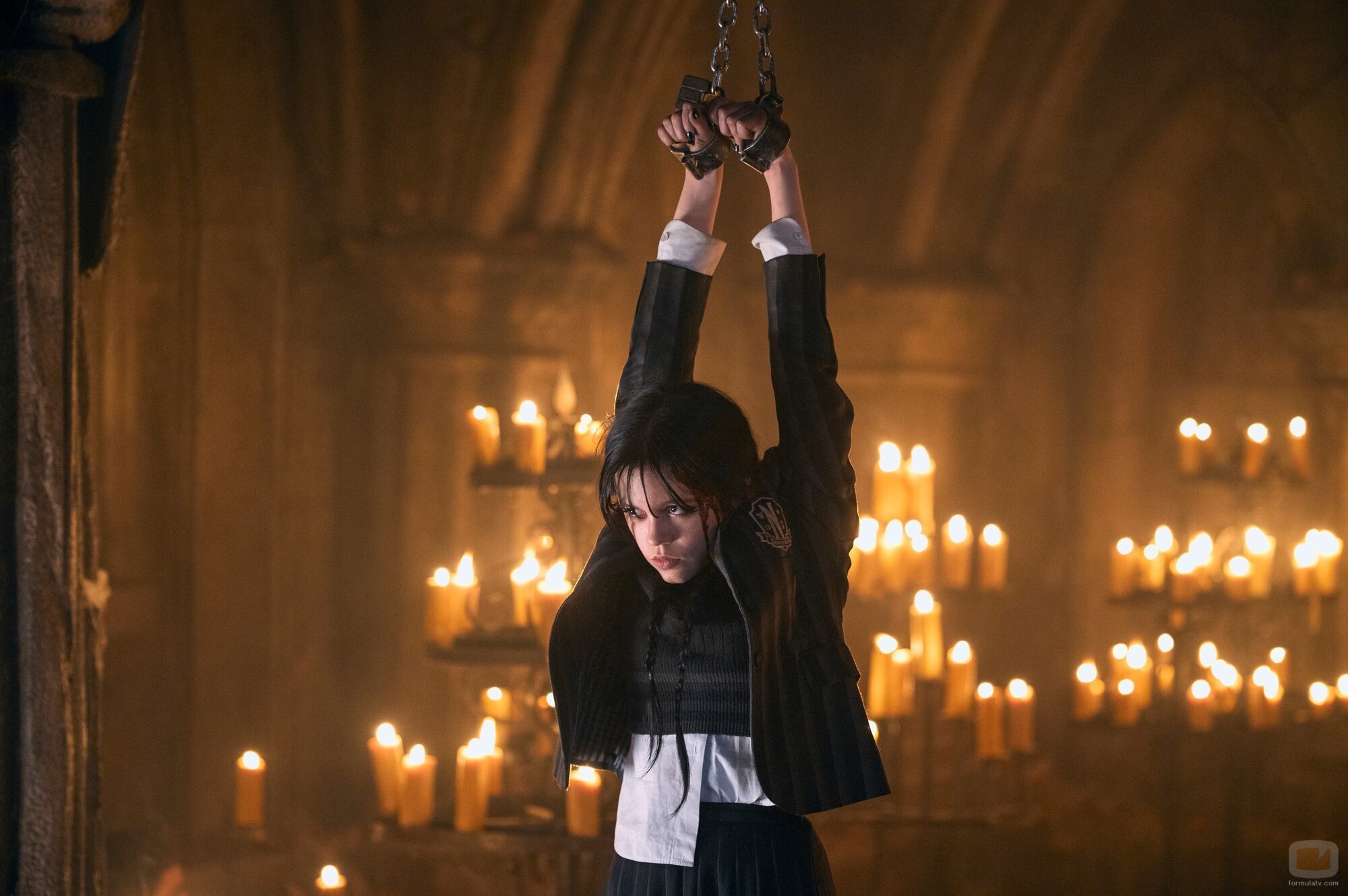 Jenna Ortega en Capítulo 8 titulado 'Una bandada de tristeza' de 'Miércoles'