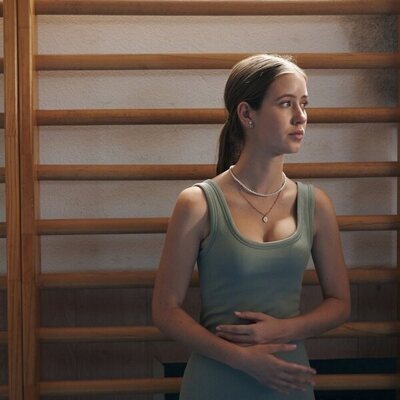 María Bernardeau en 1x06 'Capítulo 6' de 'FoQ: La nueva generación'