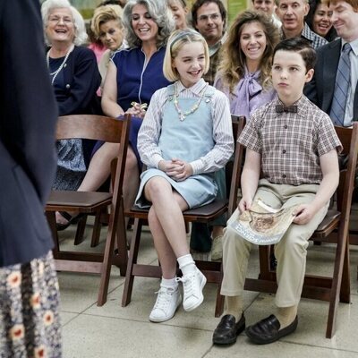Mckenna Grace y Iain Armitage en el 2x07 de 'El joven Sheldon'