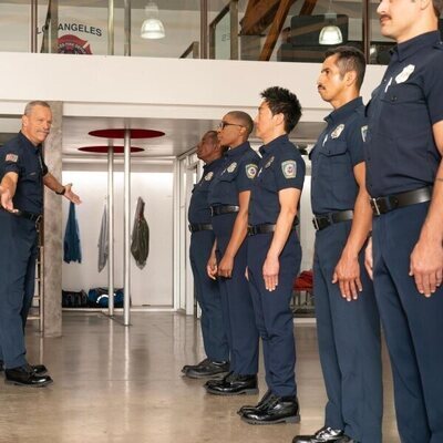 Escena de Temporada 8 y el capítulo 01 de '9-1-1'