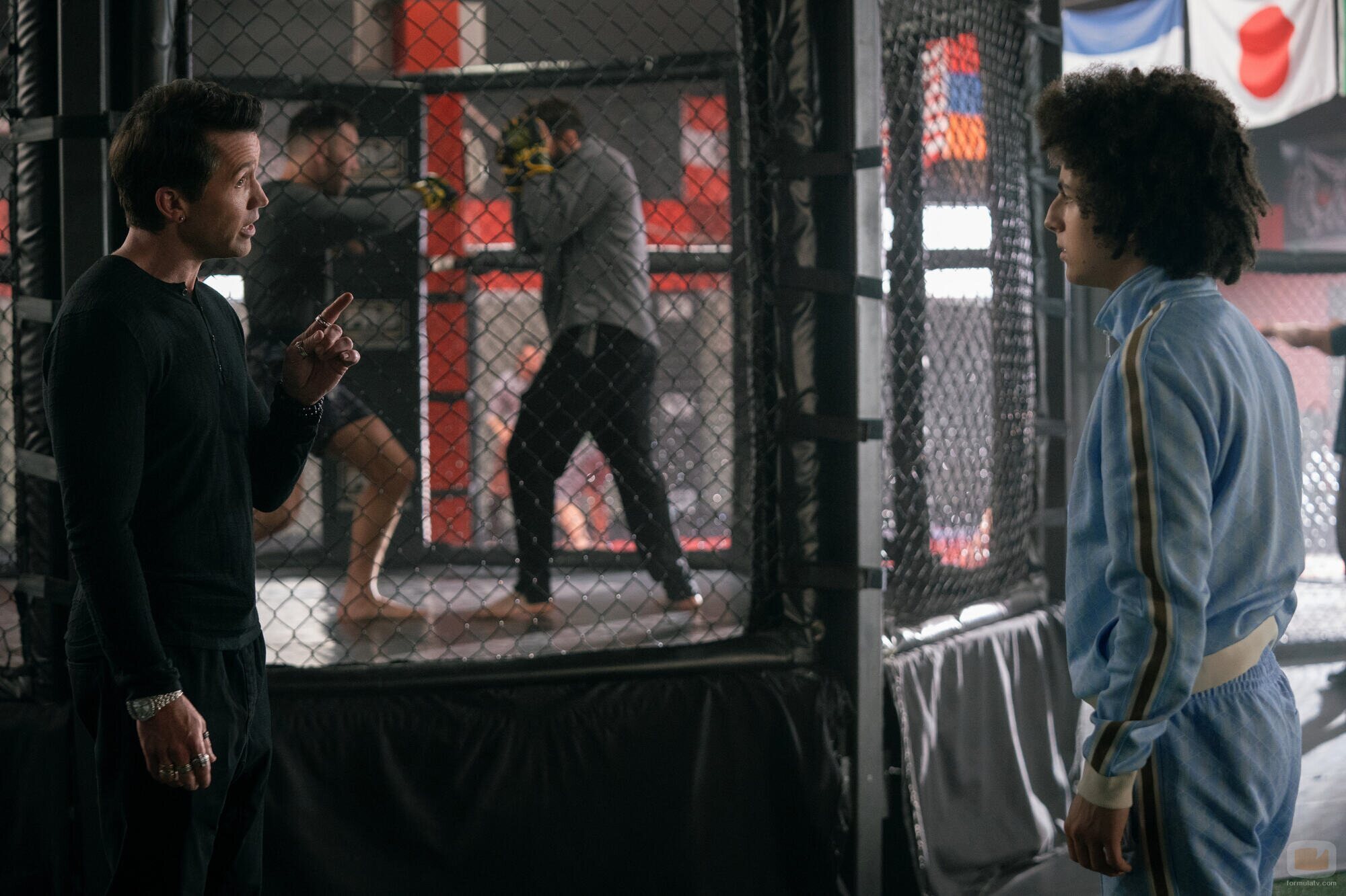 Rob McElhenney y Elisha Henig en el 4x08 de 'Mythic Quest: Banquete de Cuervos'