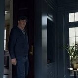 Jon Hamm en 1x02 'Episode #1.2' de 'Vicios ocultos'