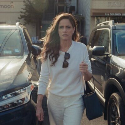 Amanda Peet en el 1x02 de 'Vicios ocultos'