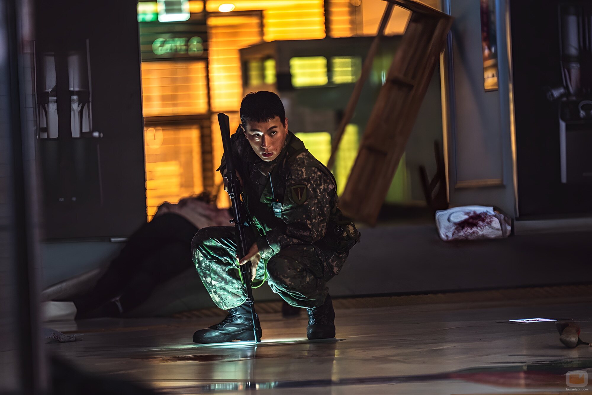 Park Jeong-min en 1x08 titulado 'Episodio 8' de 'Newtopia'