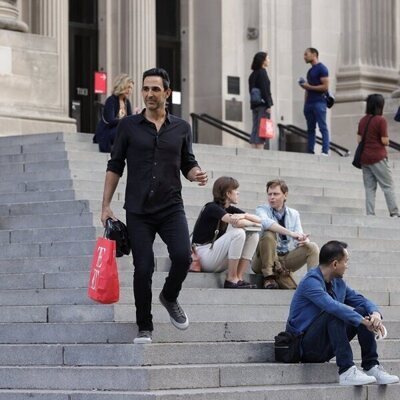 Amir Arison en 'El Búho' de 'The Blacklist'