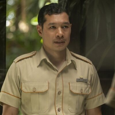 Tayme Thapthimthong en 'Negaciones' de 'The White Lotus'