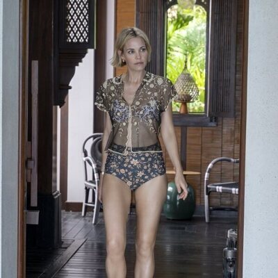 Leslie Bibb en Capítulo 6 titulado 'Negaciones' de 'The White Lotus'