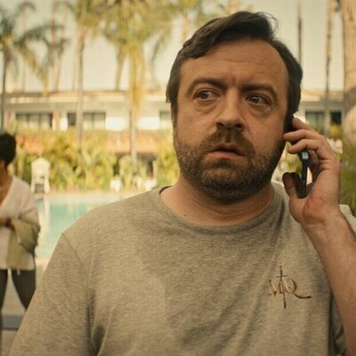 Derek Waters en el '¡Da el paso!' de 'Mere Mortals'