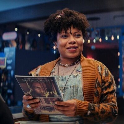 Shalita Grant en 1x02 'La lista de reservas' de 'Mythic Quest: Más allá del juego'