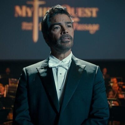 Esai Morales en el 'Fuga' de 'Mere Mortals'