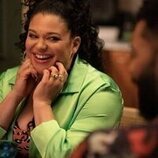 Michelle Buteau en '¡Sé una campeona!' de 'Survival of the Thickest'
