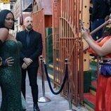 Michelle Buteau en el 1x02 de 'La supervivencia de una chica con curvas'