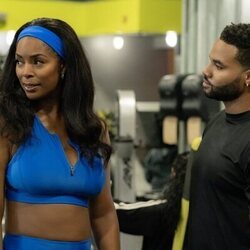 Tasha Smith en '¿Estás llorando' de 'La supervivencia de una chica con curvas'