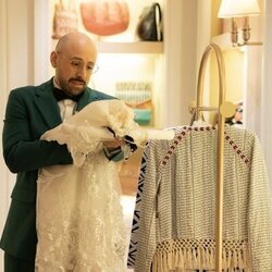 1x04 de 'Survival of the Thickest'