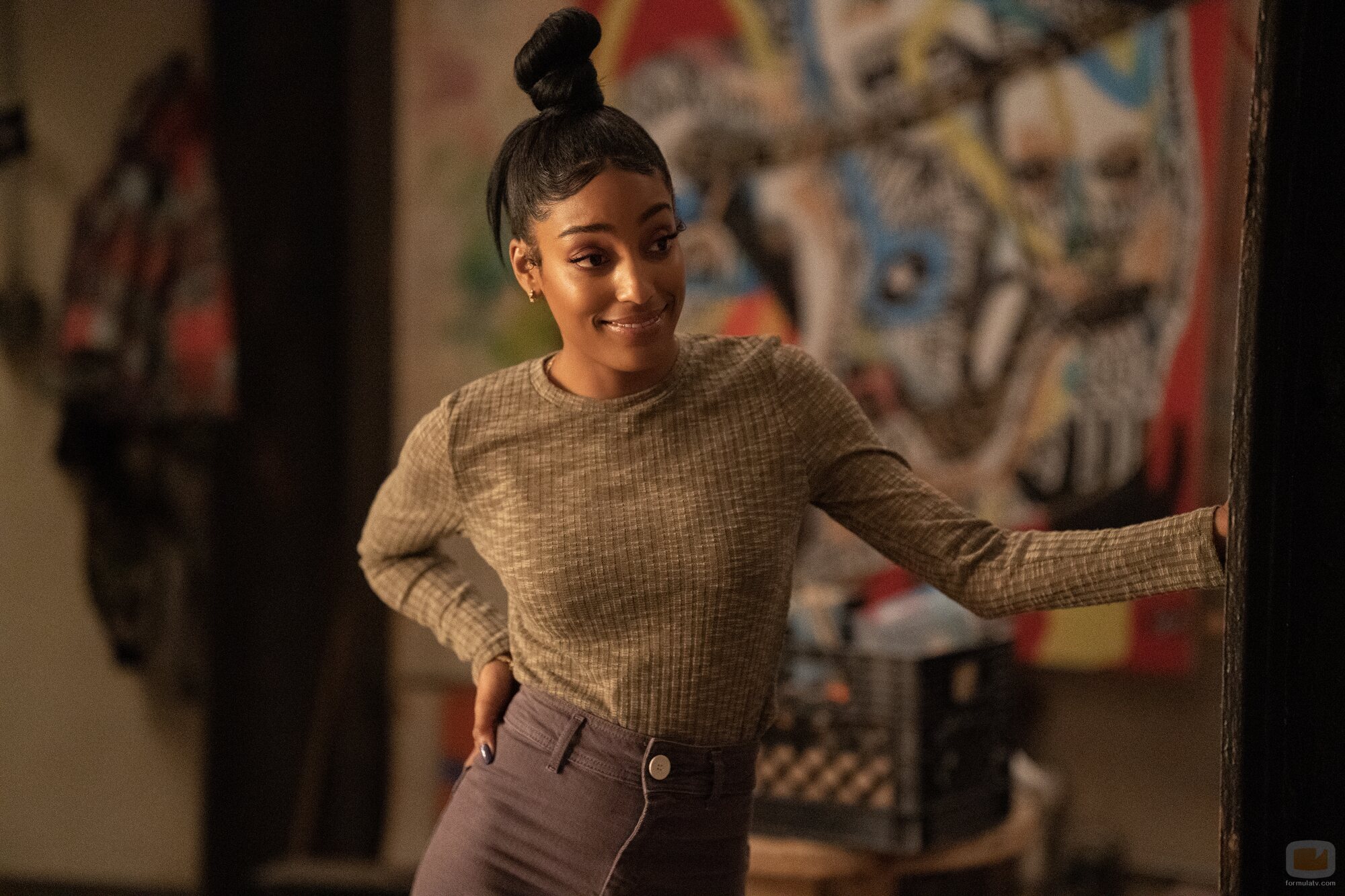 Anissa Felix en el 1x05 de 'La supervivencia de una chica con curvas'