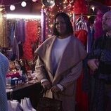 Foto de Michelle Buteau en 'Por una nueva meta' de 'La supervivencia de una chica con curvas'