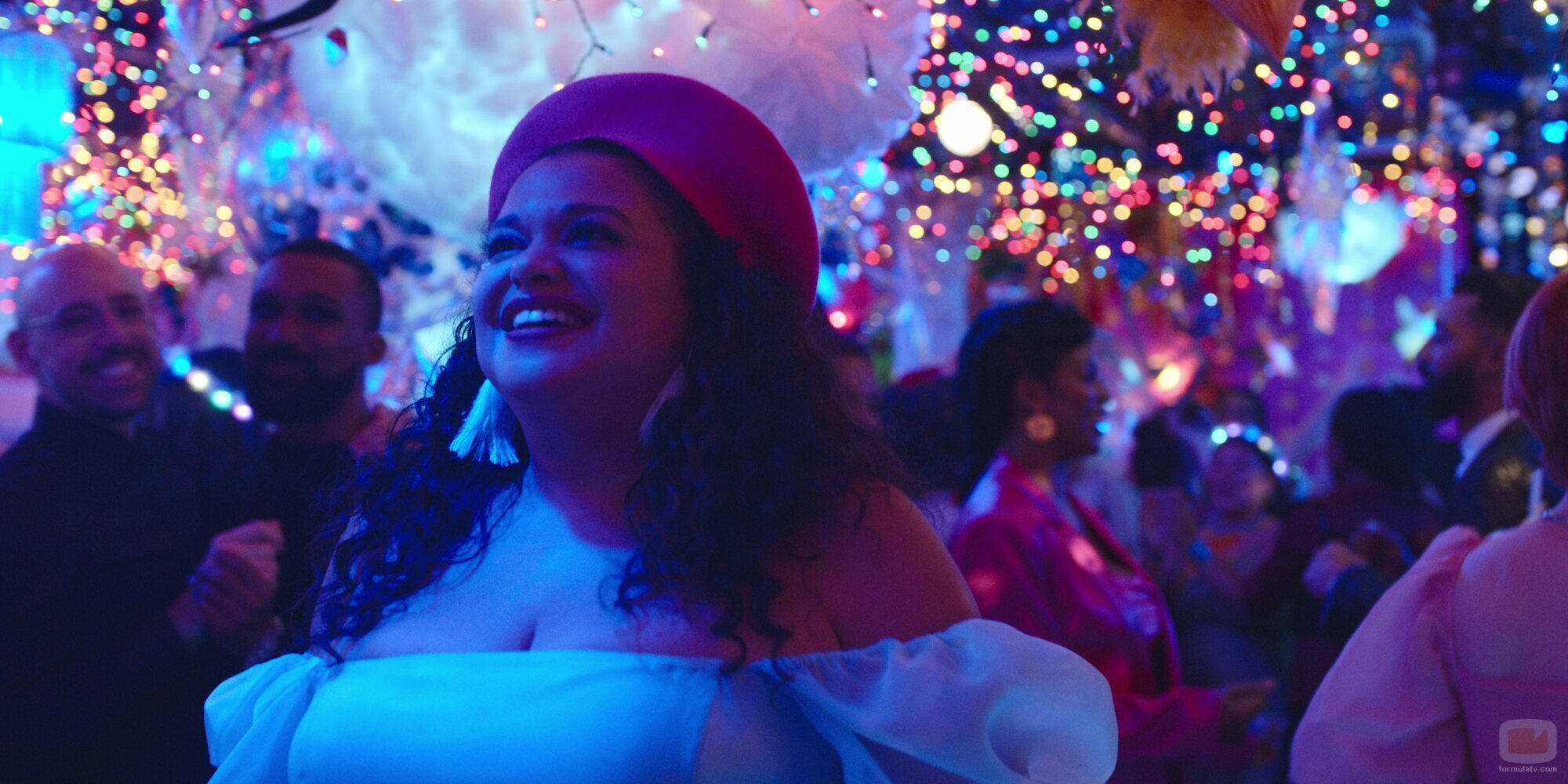 Michelle Buteau en el 1x08 de 'Survival of the Thickest'
