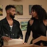 Tone Bell en la temporada 1 y el capítulo 08 de 'La supervivencia de una chica con curvas'