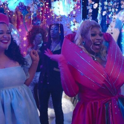 Imagen de Michelle Buteau y Peppermint en el 1x08 de 'Survival of the Thickest'