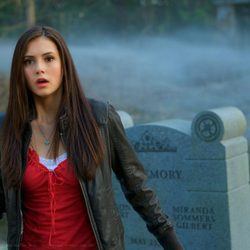 Nina Dobrev es Elena en 'The Vampire Diaries'