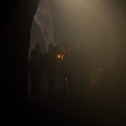 Los niños de 'El internado' en los túneles