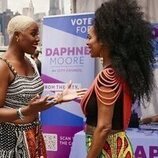 Tasha Smith en el 2x02 de 'La supervivencia de una chica con curvas'