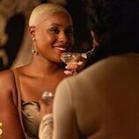 Tasha Smith en 2x03 titulado 'Tú a tu rollo' de 'La supervivencia de una chica con curvas'