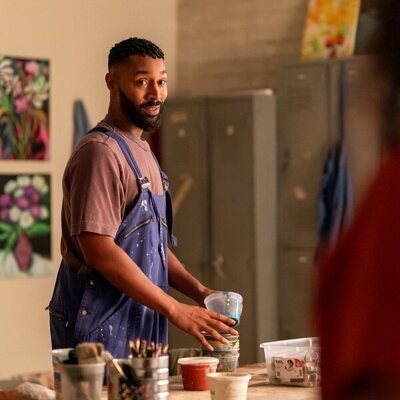 Tone Bell en 'Tú a tu rollo' de 'Survival of the Thickest'