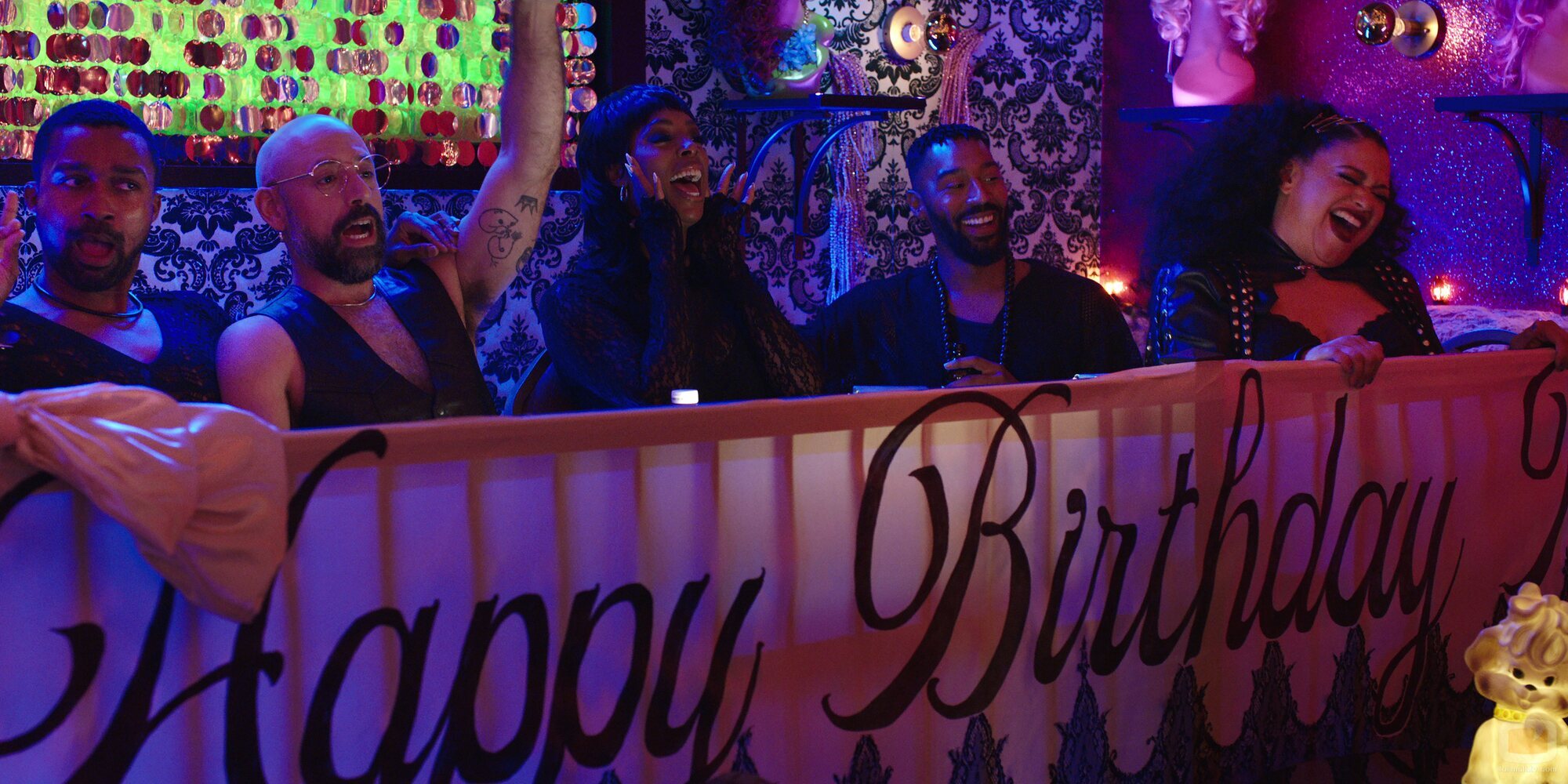 Imagen de '¡El momento del cambio' de 'La supervivencia de una chica con curvas'