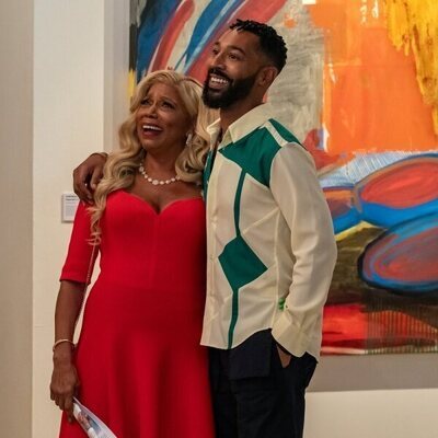 Tone Bell en la temporada 2 y el capítulo 07 de 'La supervivencia de una chica con curvas'