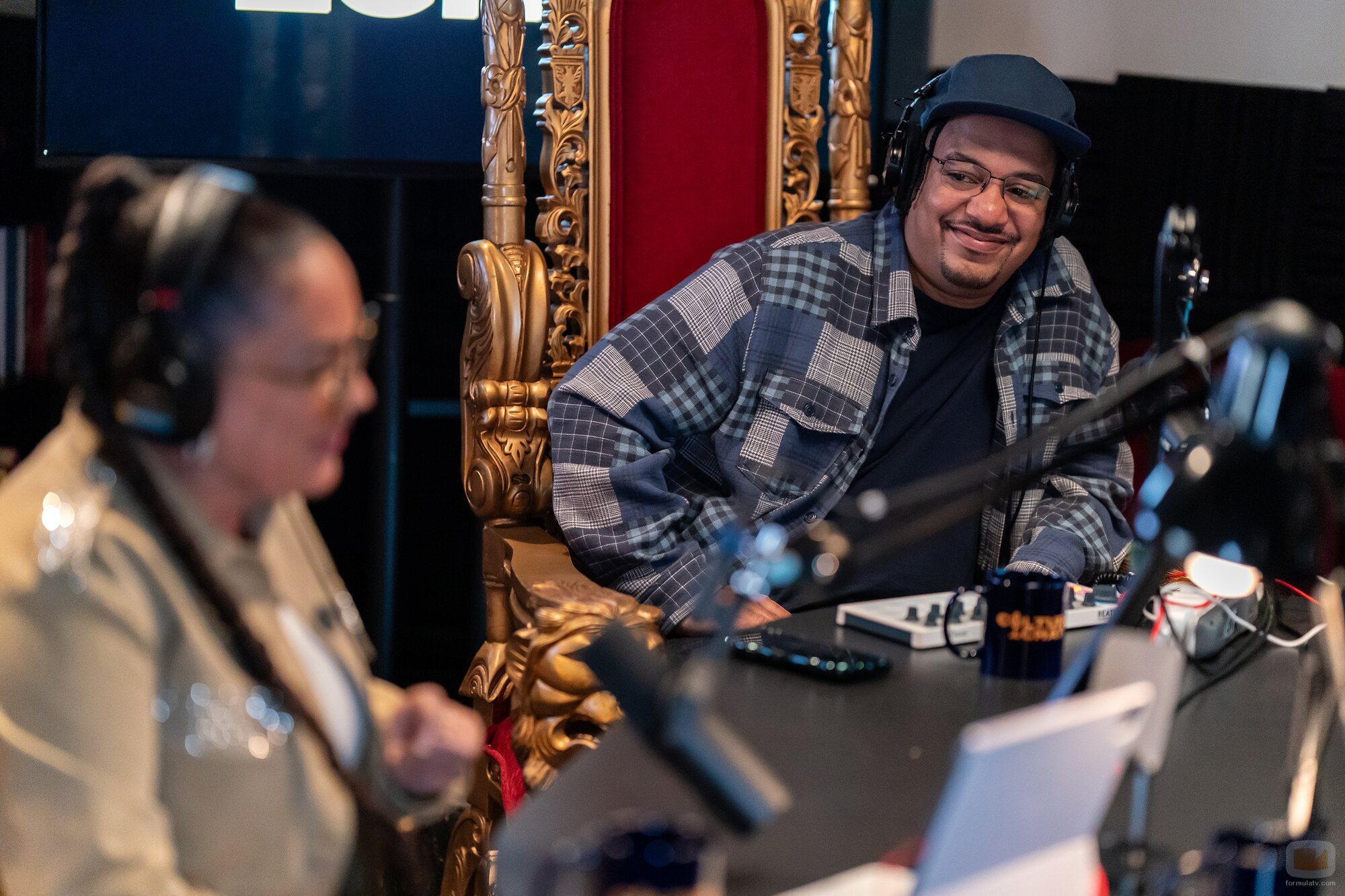 2x08 'No somos algo pasajero, somos el movimiento' de 'La supervivencia de una chica con curvas'