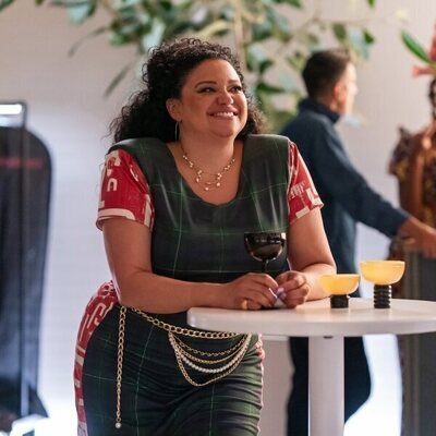 Michelle Buteau en el 2x08 de 'Survival of the Thickest'