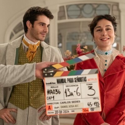 Nadia de Santiago y Álvaro Mel en 'Lección 1: Prohibido enamorarse' de 'Manual para señoritas'