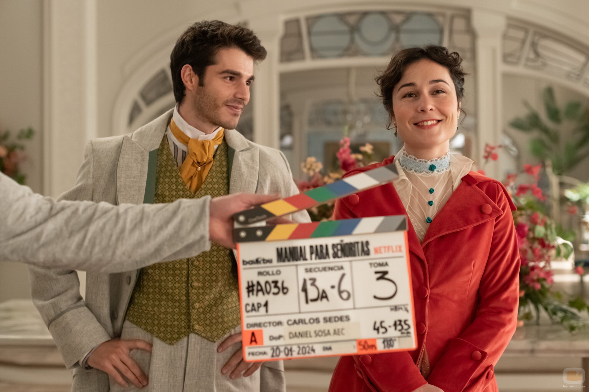 Nadia de Santiago y Álvaro Mel en 'Lección 1: Prohibido enamorarse' de 'Manual para señoritas'