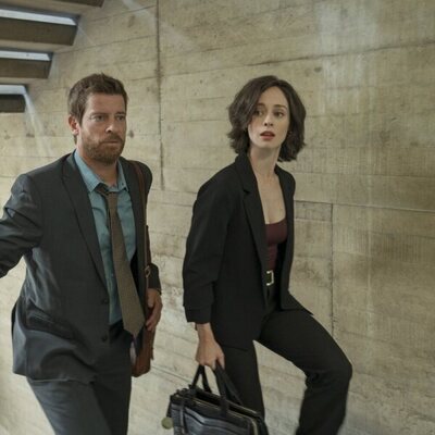 Manuel Baqueiro y Elena Rivera en Capítulo 2 titulado 'Capítulo 2' de 'Perdiendo el juicio'