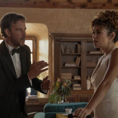 Eloy Azorín y Carol Rovira en Capítulo 2 titulado 'Capítulo 2' de 'Perdiendo el juicio'