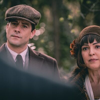 Verónica Sánchez y Luis Fernández 'Perla' en 1x03 titulado 'Capítulo 3' de 'La Favorita 1922'