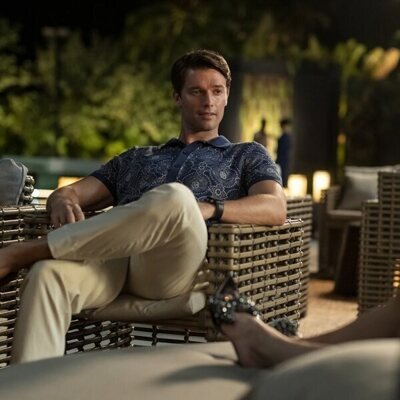 Patrick Schwarzenegger en 3x07 titulado 'Instintos asesinos' de 'The White Lotus'