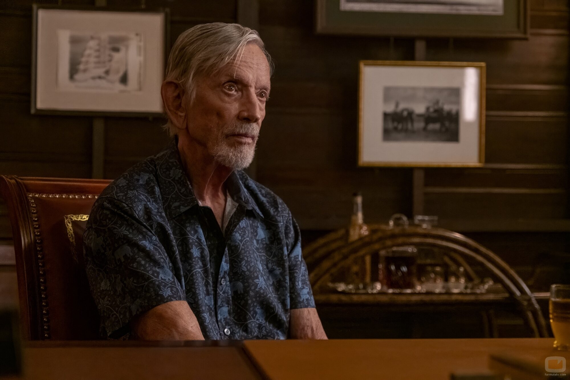 Scott Glenn en el 3x07 de 'The White Lotus'