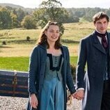 Kristine Froseth y Guy Remmers en 'La Traición Fallida' de 'The Buccaneers: Aristócratas por amor'