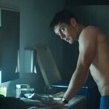 Colin Woodell en 1x03 titulado 'Luz' de 'Pulso'