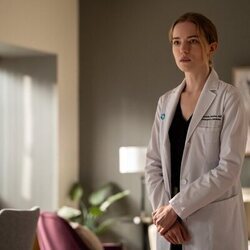 Willa Fitzgerald en Capítulo 8 titulado 'El retiro' de 'Pulso'