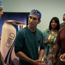 Nestor Carbonell y Jack Bannon en la temporada 1 y el capítulo 09 de 'Pulso'