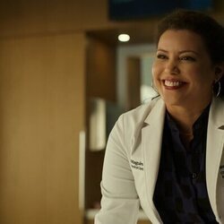 Justina Machado en 1x09 titulado 'El último turno' de 'Pulso'