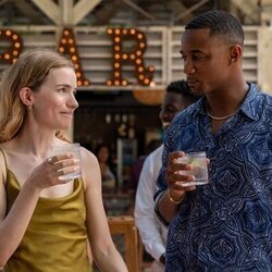 Willa Fitzgerald y Jessie Usher en 1x10 'Kennedy' de 'Pulso'