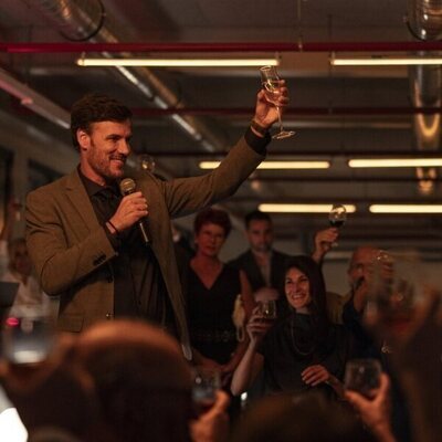 Foto de Daniel Grao en 1x02 'Capítulo 2' de 'Ángela'