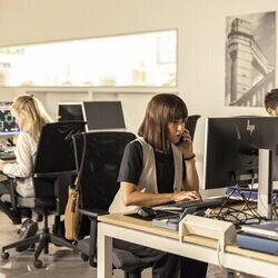 Verónica Sánchez en la temporada 1 y el capítulo 04 de 'Ángela'