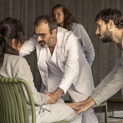 1x04 'Capítulo 4' de 'Ángela'