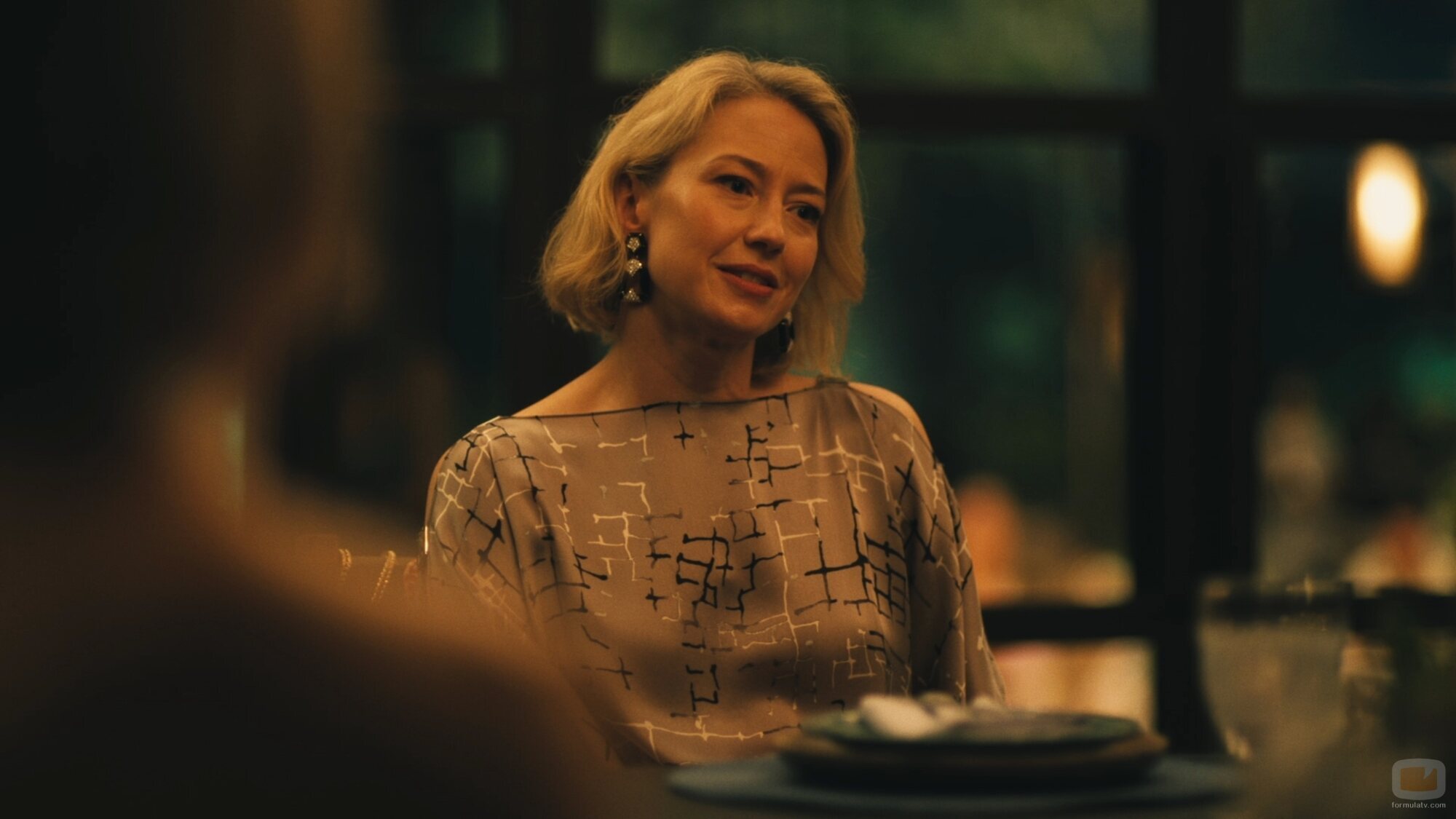 Carrie Coon en la temporada 3 y el capítulo 08 de 'The White Lotus'